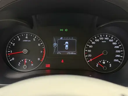 Kia K5 2016 года за 9 200 000 тг. в Алматы – фото 25