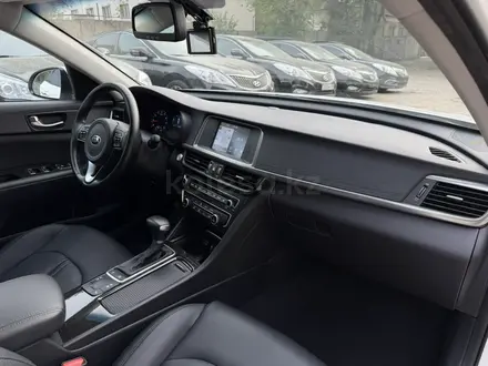 Kia K5 2016 года за 9 200 000 тг. в Алматы – фото 38