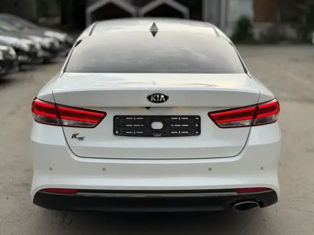 Kia K5 2016 года за 9 200 000 тг. в Алматы – фото 7