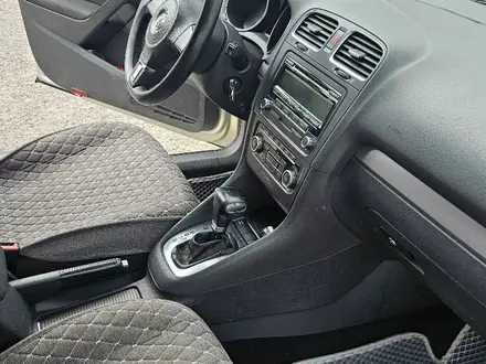 Volkswagen Golf 2010 года за 3 400 000 тг. в Астана – фото 15