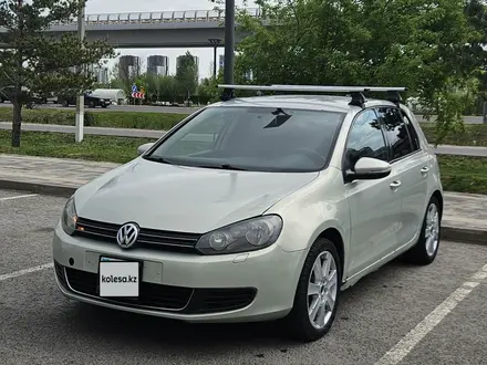 Volkswagen Golf 2010 года за 3 400 000 тг. в Астана
