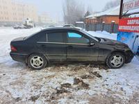 Mercedes-Benz C 180 2002 годаүшін2 200 000 тг. в Астана