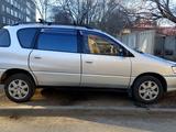 Toyota Ipsum 1997 года за 3 400 000 тг. в Усть-Каменогорск – фото 2