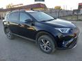 Toyota RAV4 2017 года за 11 200 000 тг. в Уральск – фото 2