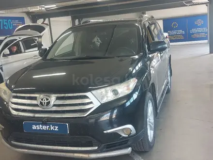 Toyota Highlander 2011 года за 10 600 000 тг. в Экибастуз – фото 4