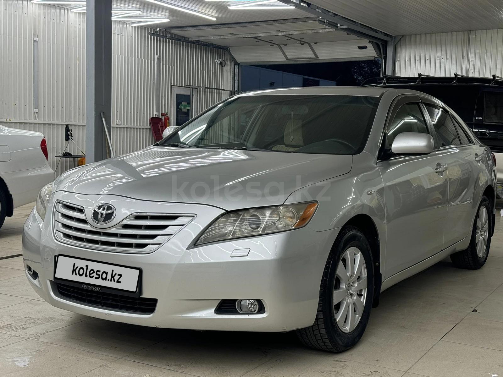 Toyota Camry 2006 г.