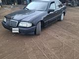 Mercedes-Benz C 200 1995 года за 840 000 тг. в Астана