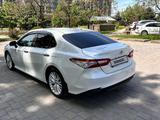 Toyota Camry 2018 годаfor14 000 000 тг. в Алматы – фото 3