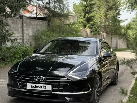 Hyundai Sonata 2020 года за 9 900 000 тг. в Алматы – фото 3