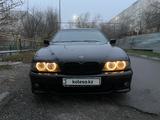BMW 528 1999 года за 3 500 000 тг. в Шымкент – фото 2