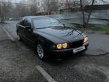 BMW 528 1999 года за 3 500 000 тг. в Шымкент