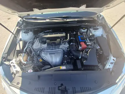 Toyota Camry 2020 года за 14 900 000 тг. в Семей – фото 11