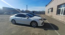 Toyota Camry 2020 года за 14 900 000 тг. в Семей – фото 3