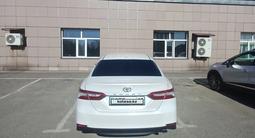Toyota Camry 2020 года за 14 900 000 тг. в Семей – фото 4
