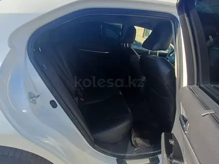 Toyota Camry 2020 года за 14 900 000 тг. в Семей – фото 6