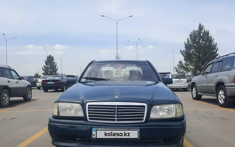 Mercedes-Benz C 200 1997 годаүшін2 150 000 тг. в Алматы