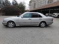 Mercedes-Benz E 230 1996 годаүшін2 700 000 тг. в Алматы – фото 2