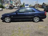 Mercedes-Benz C 200 1993 годаүшін1 800 000 тг. в Караганда – фото 4