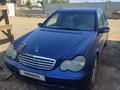 Mercedes-Benz C 220 2001 года за 2 500 000 тг. в Караганда – фото 2