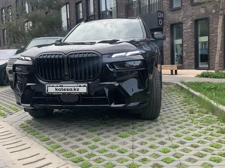 BMW X7 2023 года за 63 500 000 тг. в Алматы – фото 2