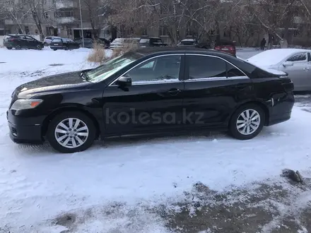 Toyota Camry 2011 года за 7 300 000 тг. в Караганда – фото 3