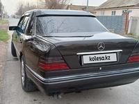 Mercedes-Benz E 280 1993 года за 2 700 000 тг. в Шымкент