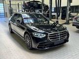 Mercedes-Benz S 580 4MATIC 2025 года за 101 800 000 тг. в Алматы – фото 2
