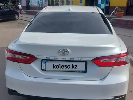 Toyota Camry 2021 года за 14 500 000 тг. в Павлодар – фото 5