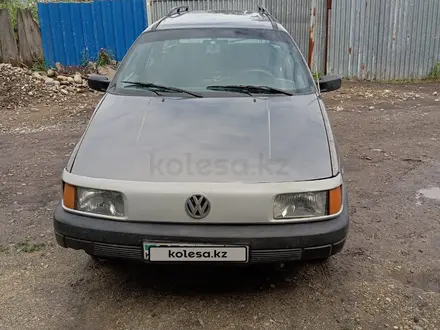 Volkswagen Passat 1990 года за 1 200 000 тг. в Риддер – фото 2