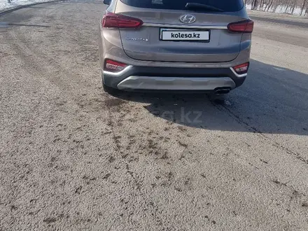 Hyundai Santa Fe 2019 года за 11 800 000 тг. в Астана – фото 5