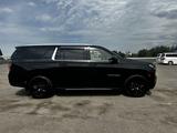 Chevrolet Tahoe 2021 года за 43 000 000 тг. в Алматы – фото 4