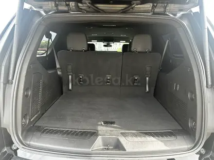 Chevrolet Tahoe 2021 года за 43 000 000 тг. в Алматы – фото 12