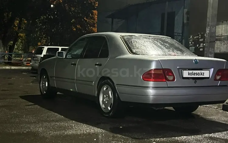 Mercedes-Benz E 280 1996 годаүшін2 800 000 тг. в Тараз