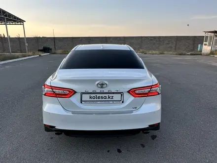 Toyota Camry 2019 года за 17 500 000 тг. в Шымкент – фото 4