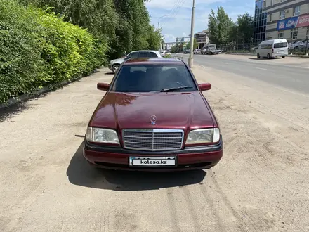 Mercedes-Benz C 220 1994 года за 1 800 000 тг. в Астана – фото 2