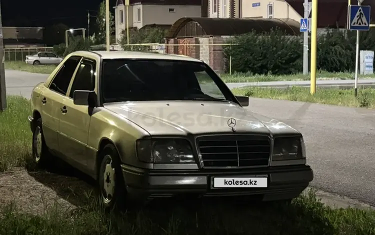 Mercedes-Benz E 260 1990 года за 1 300 000 тг. в Астана