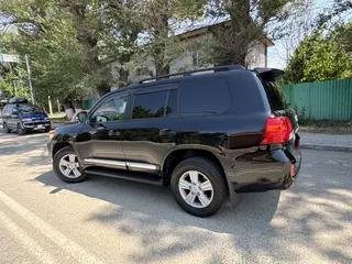 Toyota Land Cruiser, 2013