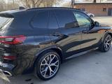 BMW X5 2019 года за 43 500 000 тг. в Алматы – фото 2