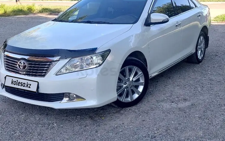 Toyota Camry 2014 годаүшін11 000 000 тг. в Семей