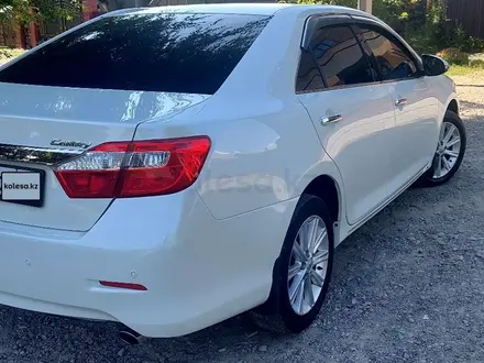 Toyota Camry 2014 года за 11 000 000 тг. в Семей – фото 6