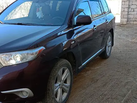 Toyota Highlander 2011 года за 10 800 000 тг. в Актау – фото 7