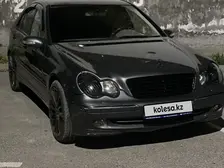 Mercedes-Benz C-Class, 2005