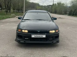 Mitsubishi Galant
