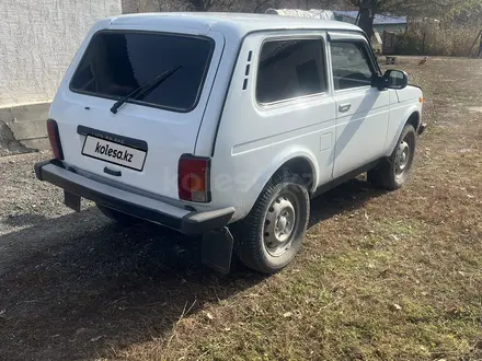 ВАЗ (Lada) Lada 2121 2012 года за 2 300 000 тг. в Сарканд – фото 6