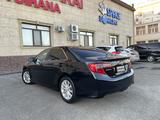 Toyota Camry 2012 года за 6 100 000 тг. в Атырау – фото 3