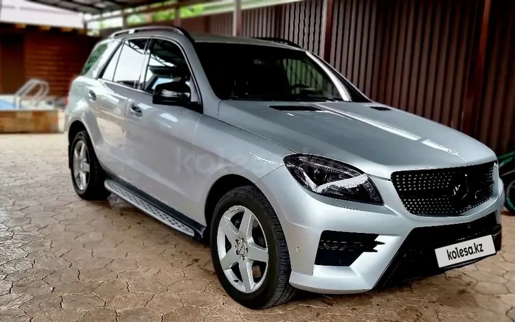 Mercedes-Benz ML 400 2014 годаүшін18 500 000 тг. в Алматы