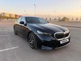 BMW 520 2024 года за 32 500 000 тг. в Алматы – фото 2
