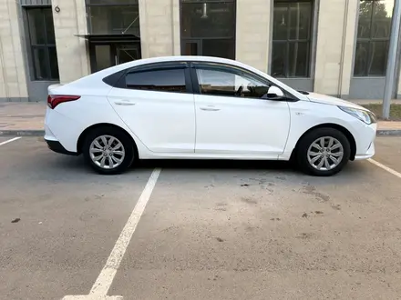 Hyundai Accent 2021 года за 6 350 000 тг. в Караганда – фото 10