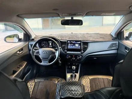 Hyundai Accent 2021 года за 6 350 000 тг. в Караганда – фото 26