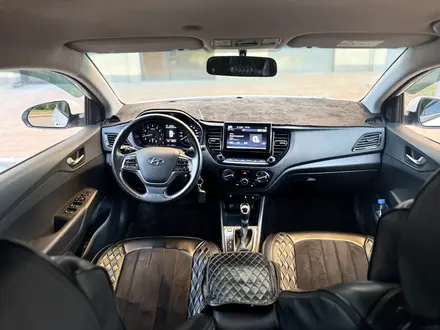 Hyundai Accent 2021 года за 6 350 000 тг. в Караганда – фото 27